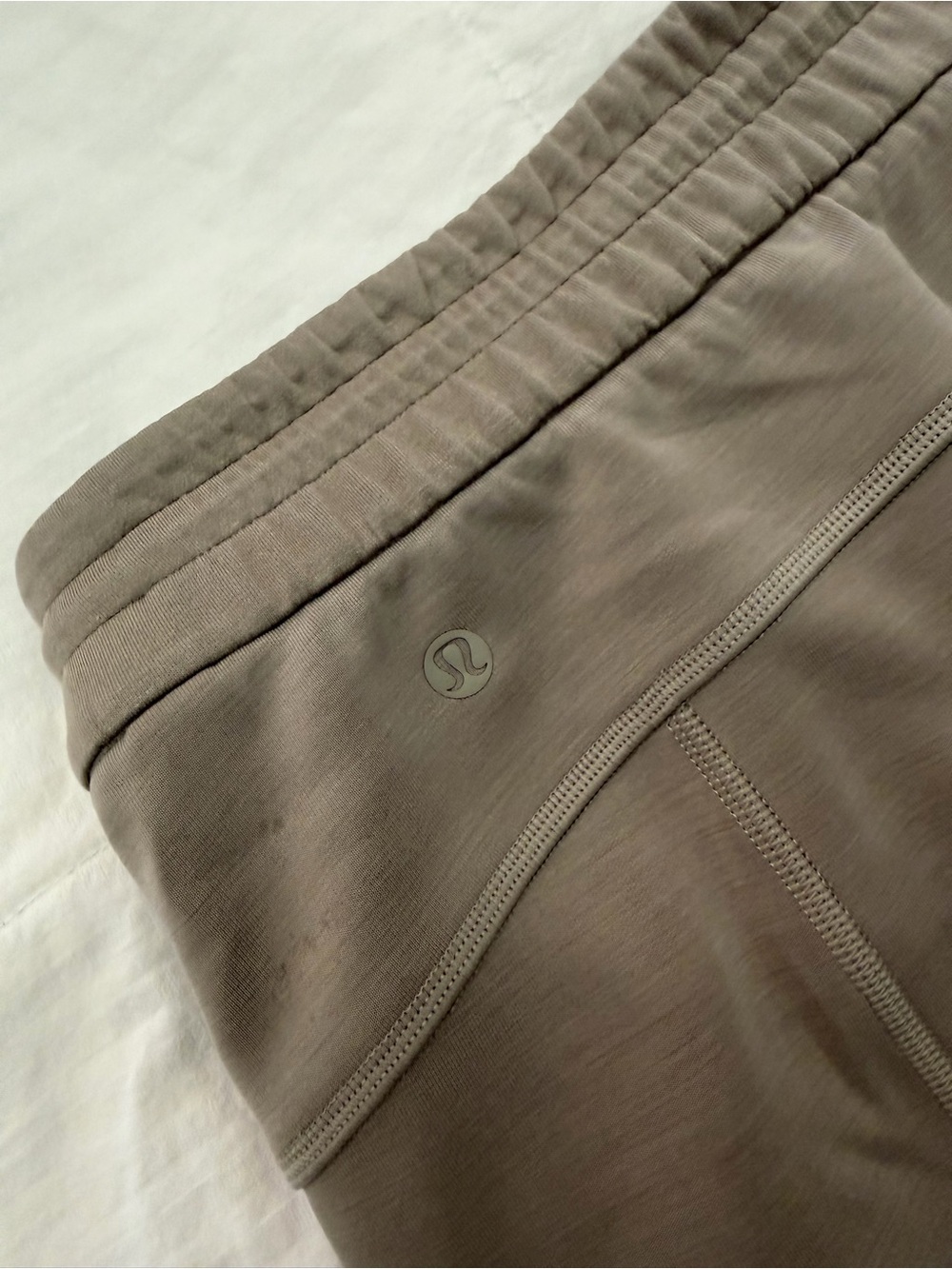 Lululemon pants - Picture 4 of 4